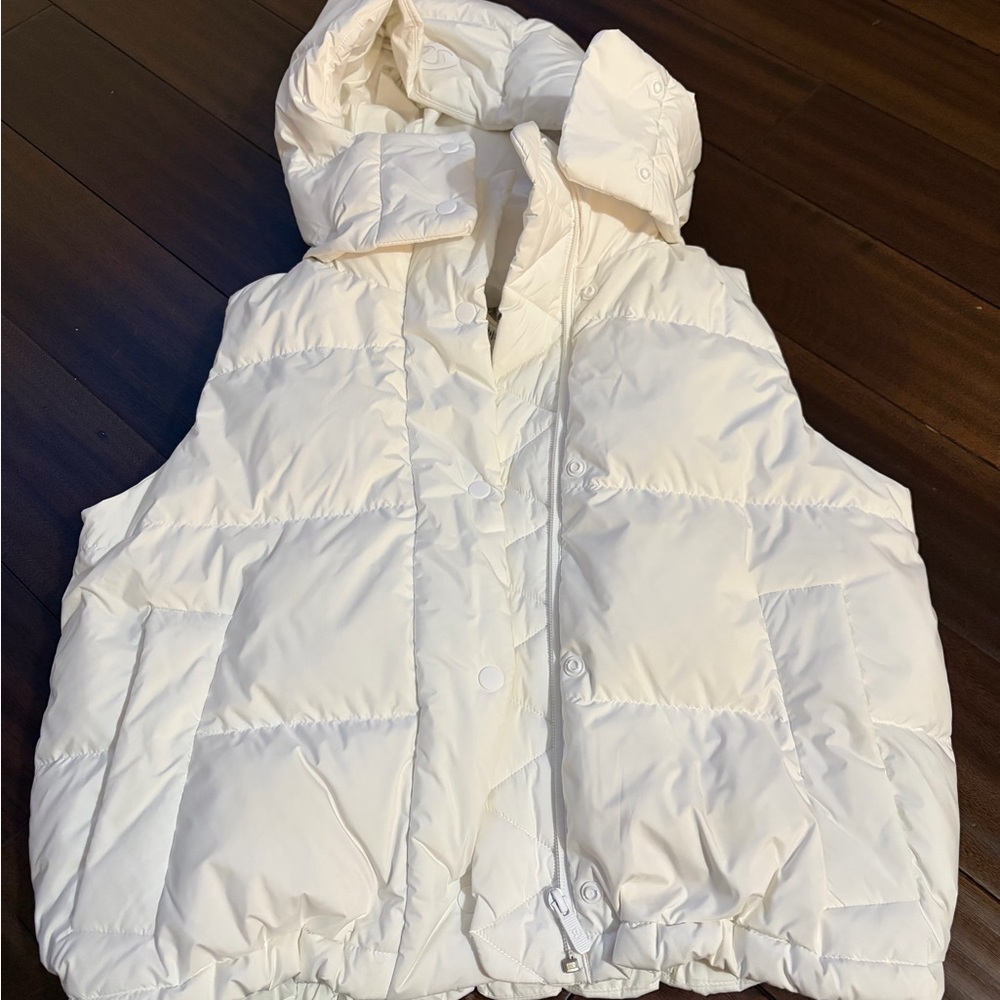 Lululemon Athletica White Puffer Vest